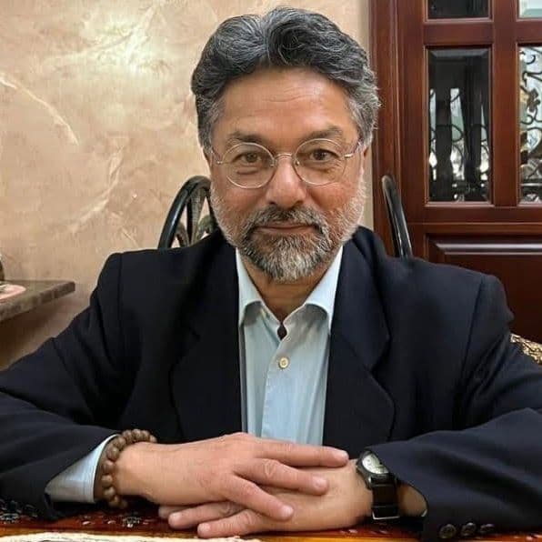  Dipak R. Pant