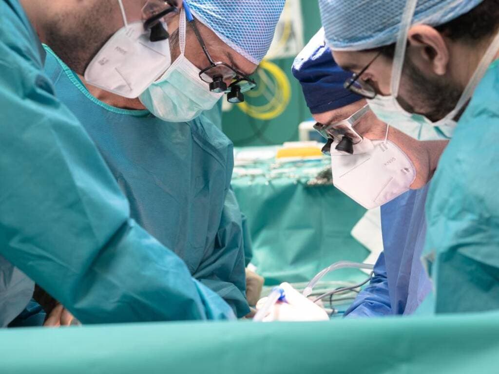 “La sanità in Italia assicura a tutti una cura ma non è un bancomat”