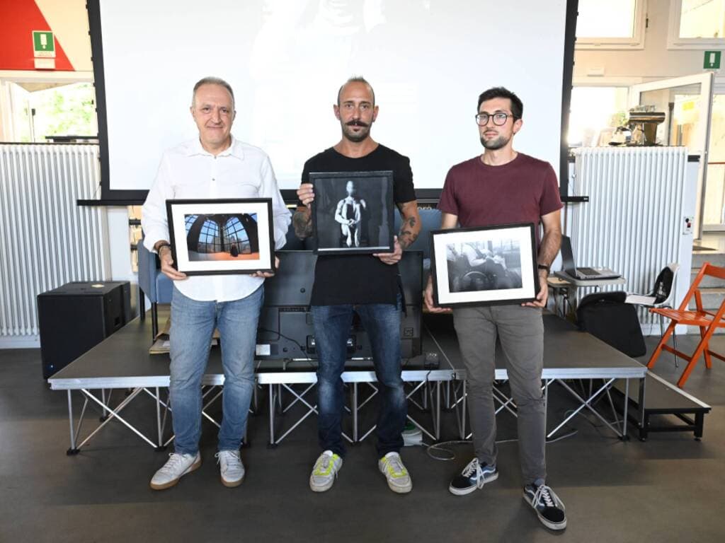 Premiati a Castronno i vincitori del contest fotografico “Io sono umano”