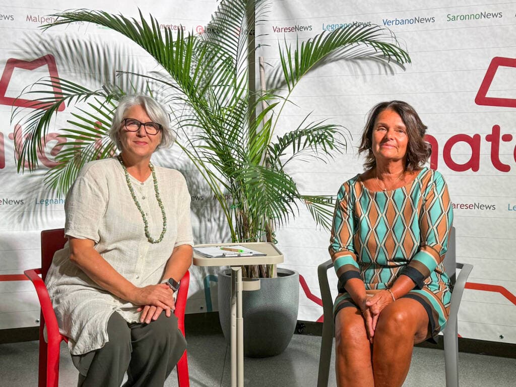 Addio alla carta d’identità cartacea: tutte le novità sui servizi demografici spiegate dall’anagrafe di Varese