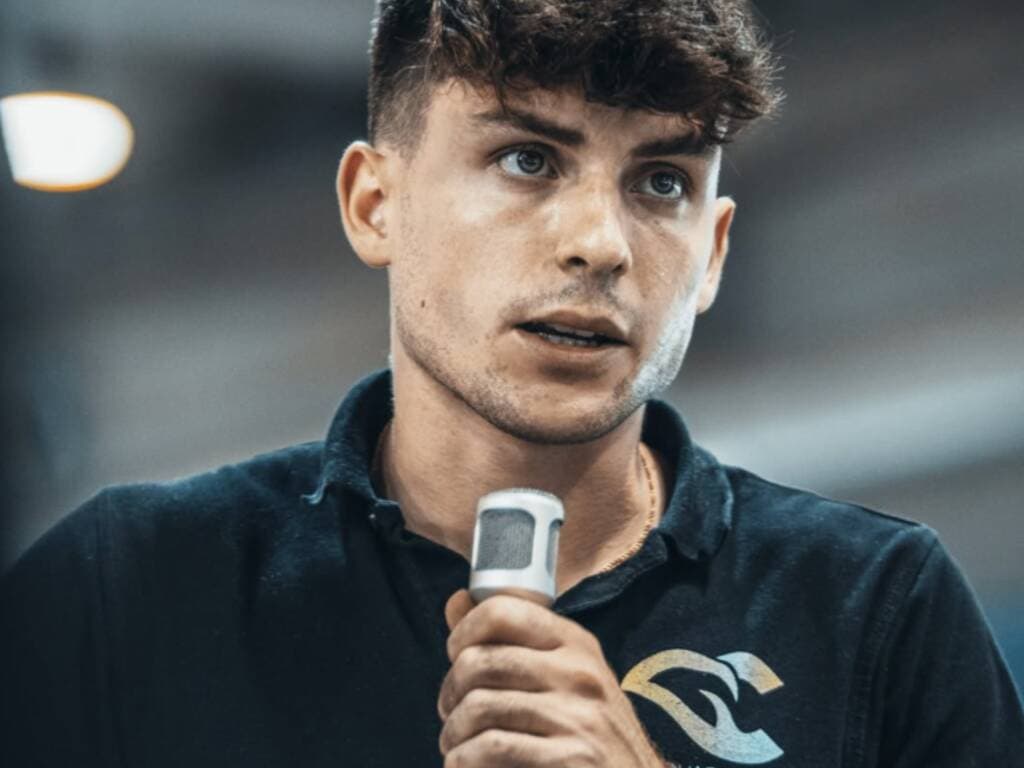 Da Luvinate a Dubai: la storia di successo di Christian Tapella, il giovane imprenditore di “Acquari di Famiglia”