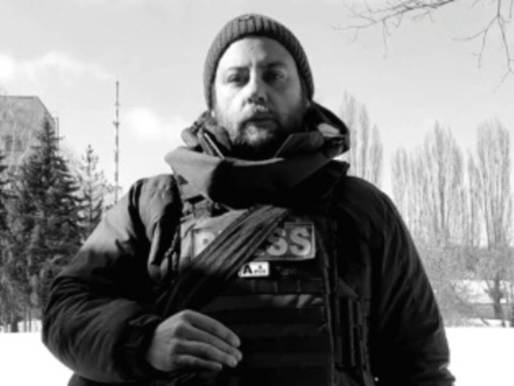 In Ucraina con Andy Rocchelli, in Bolivia tra i detenuti in autogestione. La storia di Andrea Carrubba