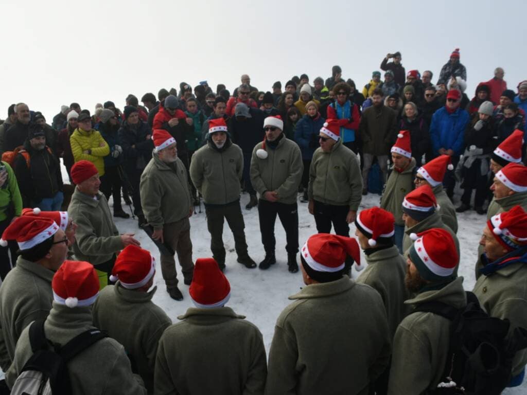 Oltre mezzo secolo di canto insieme: il Coro Val Tinella arriva a Materia