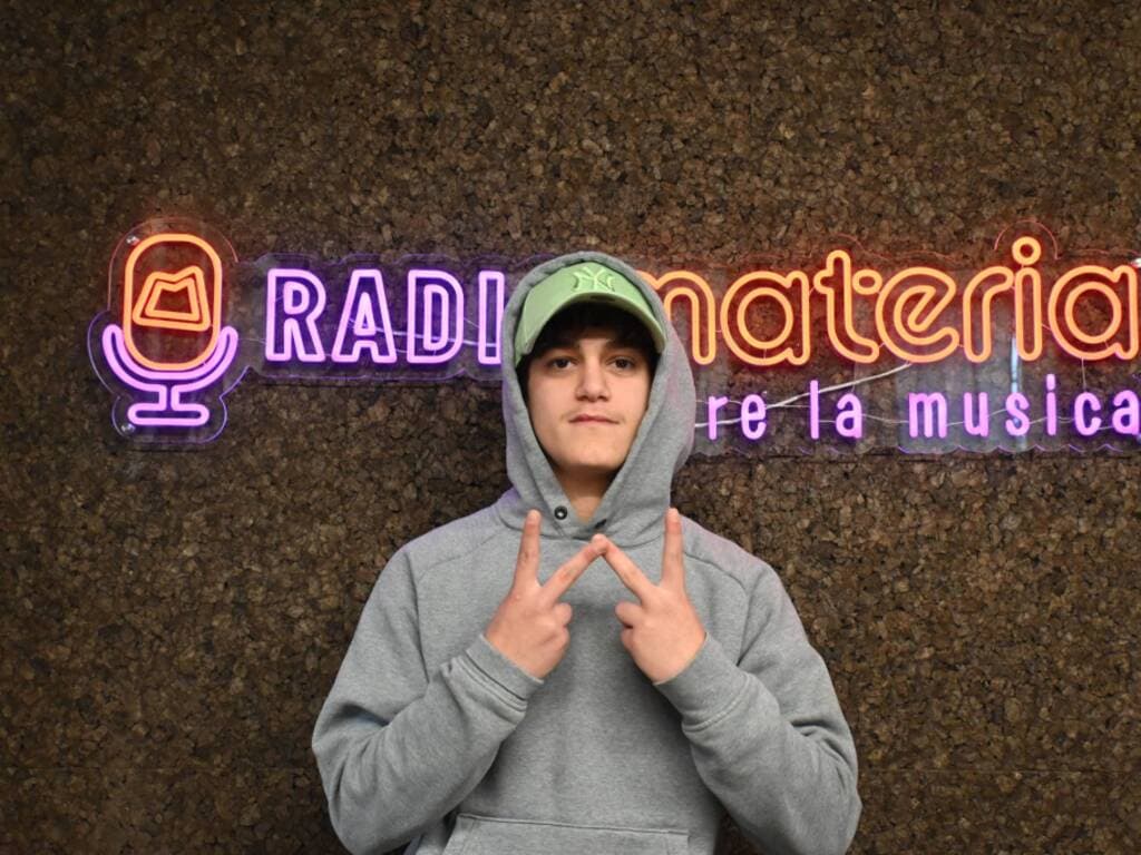 Gavirate e Laveno nelle rime di Davide Manzo: nel podcast NOIse la storia di “Pirata del Lago”