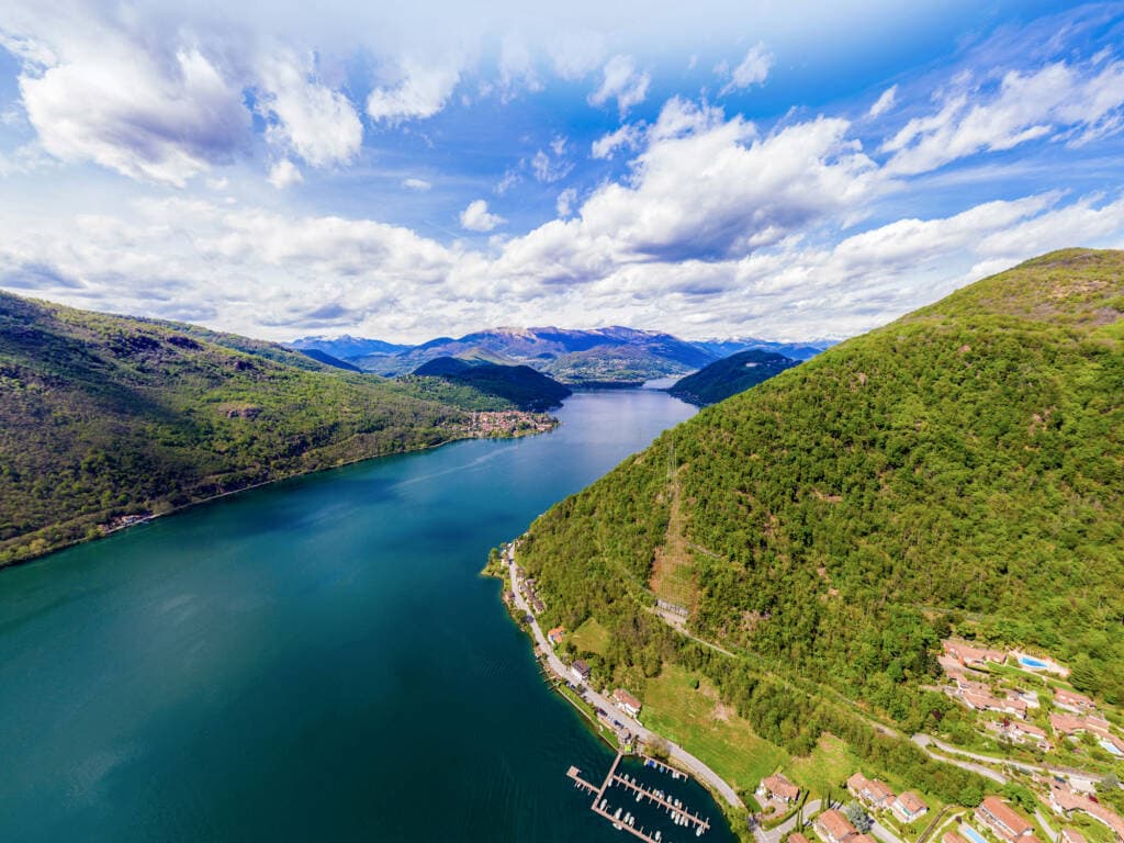 Il “territorio poroso” tra Varese e la Svizzera: un confine che ora unisce più che dividere