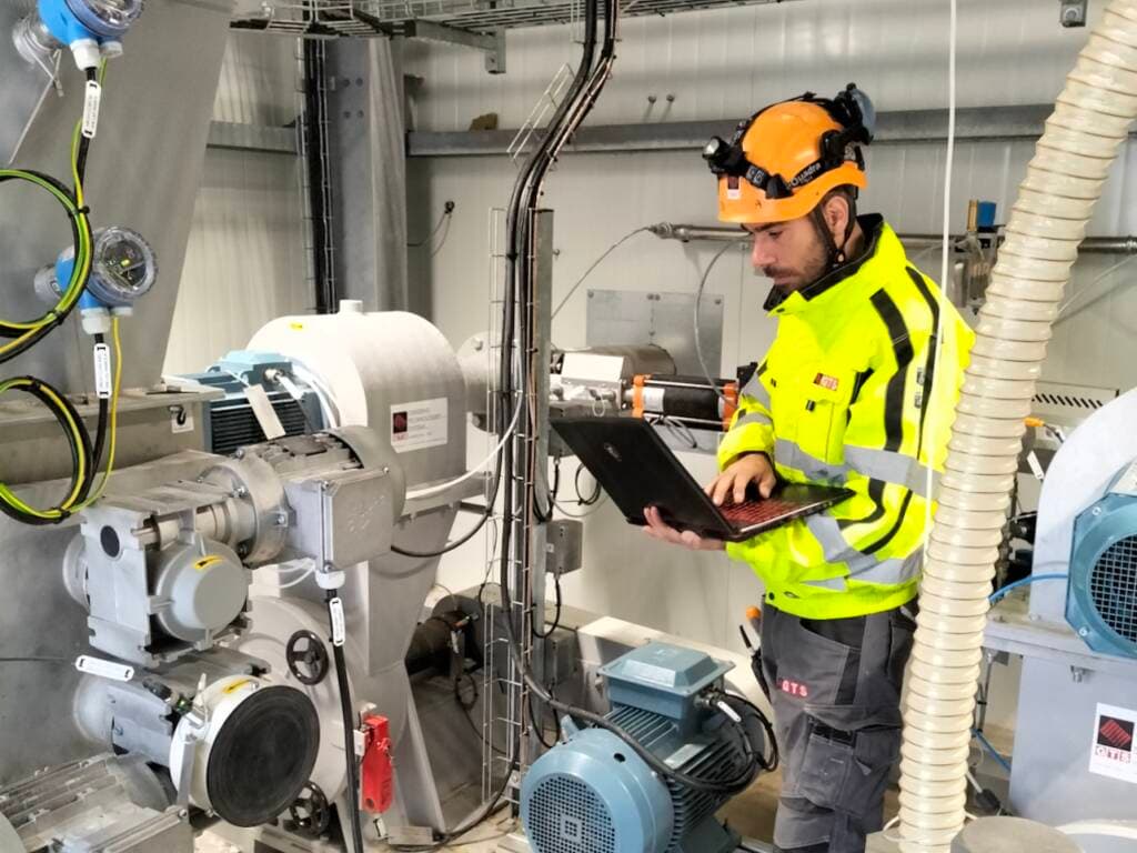 Dal bisnonno in Umbria al pronipote ad Hong Kong: la GTS Grinding di Besozzo macina da quattro generazioni