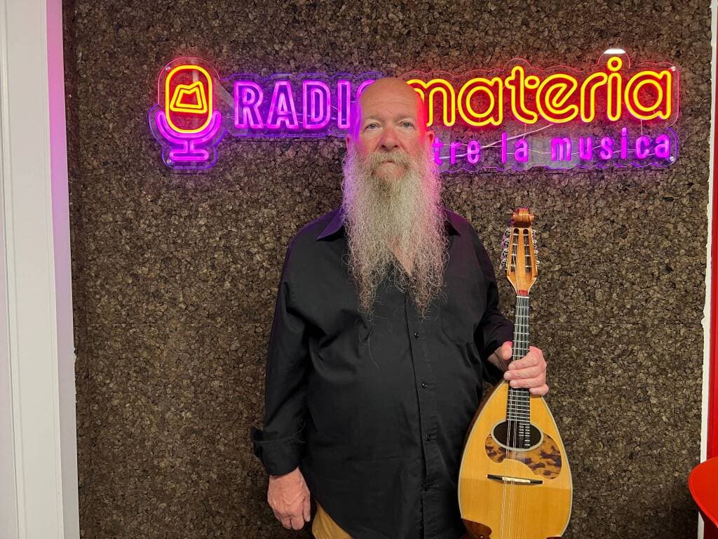 L’italianissimo mandolino più amato in Giappone che in patria. Vincenzo Magnano si racconta a Radio Materia