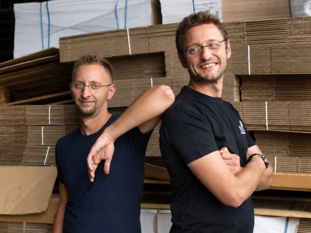 Mi.Da Luxury Packaging, in via per Schianno a Varese si crea la scatola che veste il lusso
